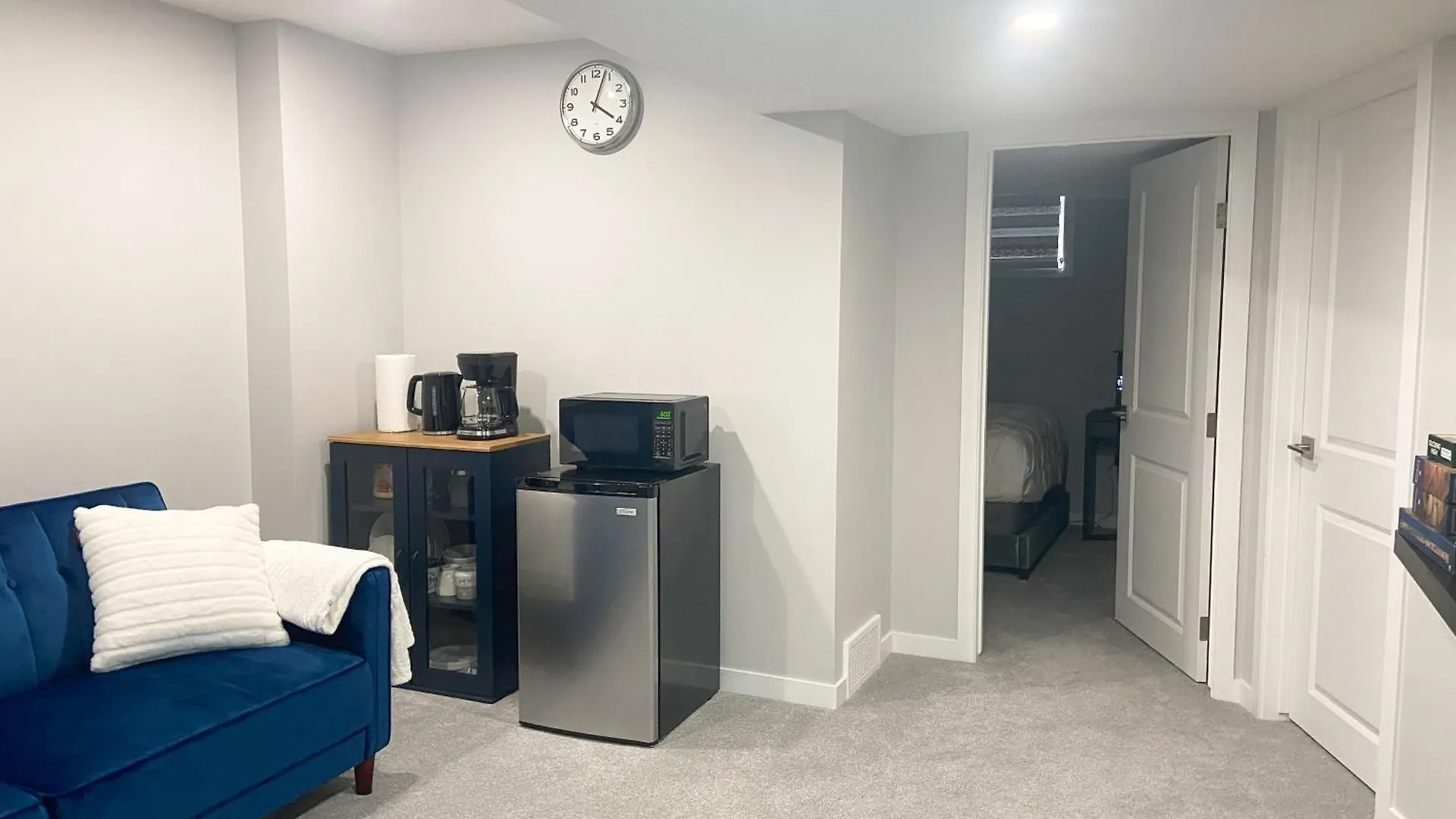 Sommie'S Place 2 Bedroom Suite Near Yyc Airport Canada