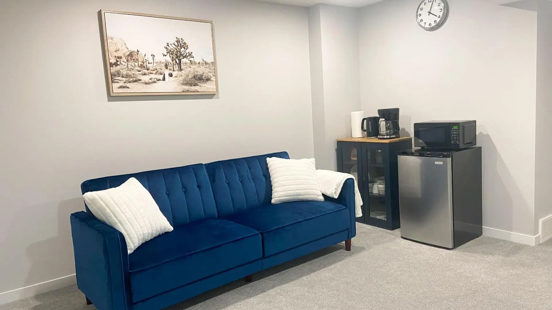 Sommie'S Place 2 Bedroom Suite Near Yyc Airport 0*, Calgary Canada