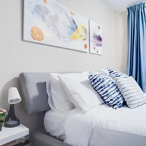Gorgeous 2br W Parking Patio Coffee! Apartment