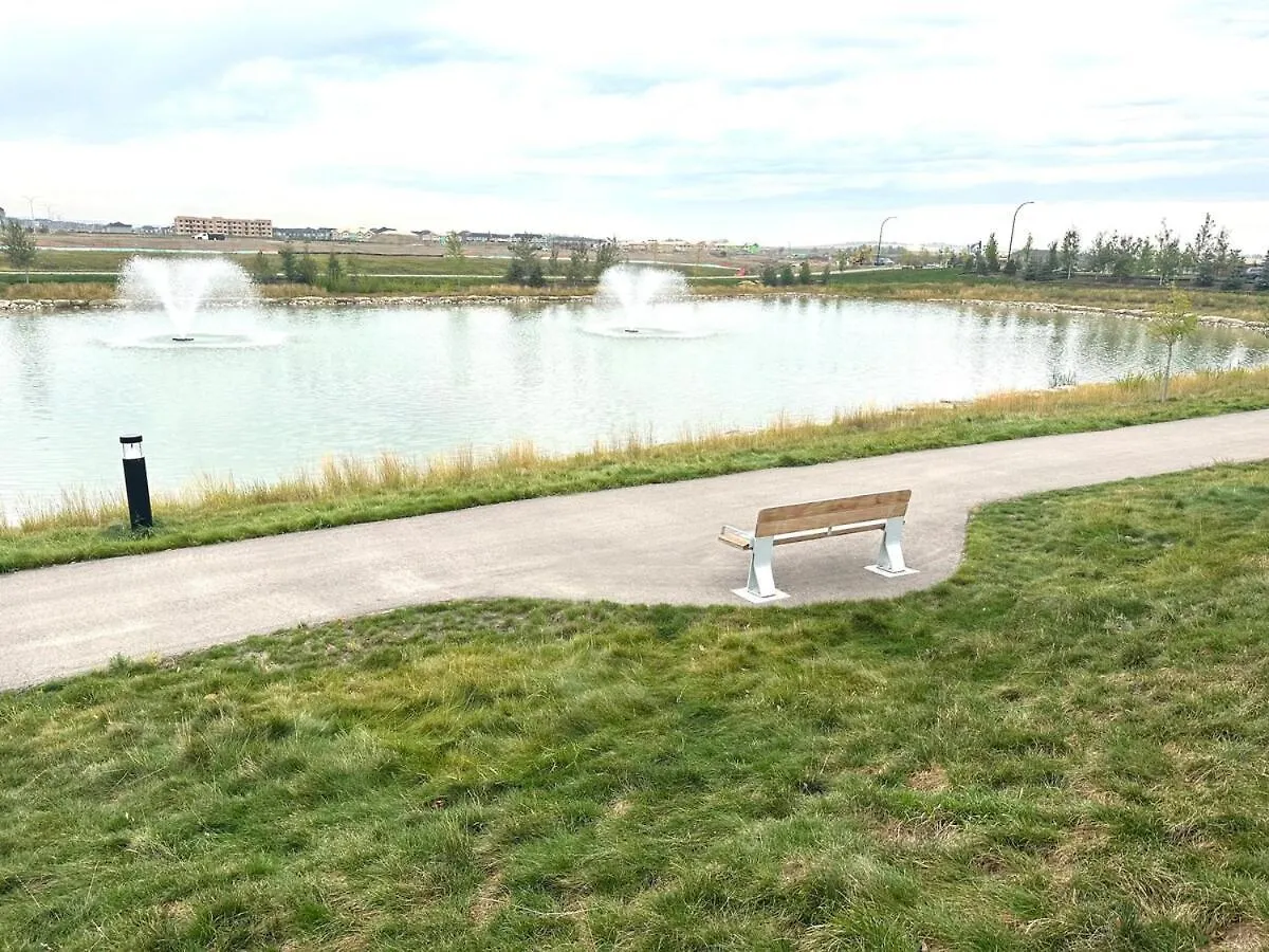 Sommie'S Place 2 Bedroom Suite Near Yyc Airport 0*, Calgary